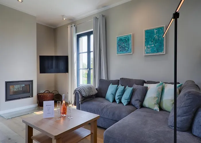 Дом отдыха Reetland Am - Premium Reetdachvilla Mit 3 Schlafzimmern, Sauna Und Kamin F28 *