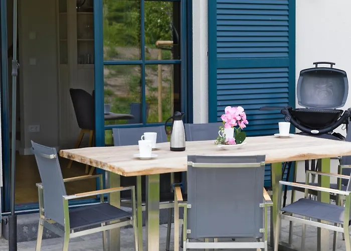 Дом отдыха Reetland Am - Premium Reetdachvilla Mit 3 Schlafzimmern, Sauna Und Kamin F28 *